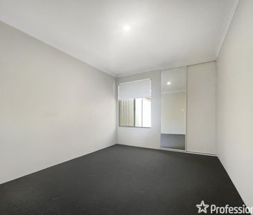 Modern 3x2 Home with Stylish Living! - Photo 6