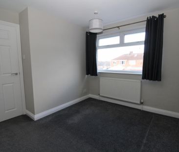 3 bedroom end of terrace house to rent - Photo 6