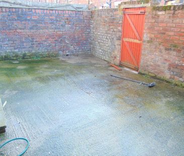 2 bedroom ground floor flat to rent - Photo 6