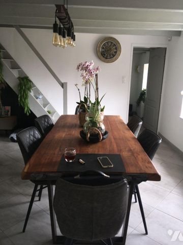 Belle maison familiale entièrement rénovée et remise au confort actuel, avec garage, dépendance... - Photo 4