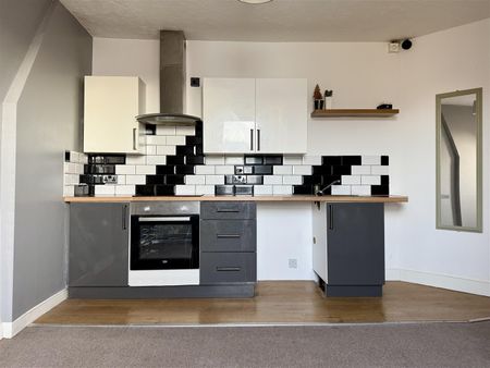 Sea Road, Bexhill-On-Sea, TN40 1JL - Photo 5