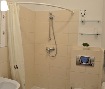 Kawalerka z osobną kuchnią i dużą loggią - Фото 2