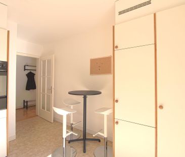 Furnished room in modernised apartment in a top location - Photo 6