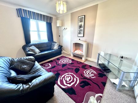 Lakeside Boulevard, Doncaster - Photo 3