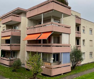 grosszügige 5.5 Zimmer-Altbauwohnung an ruhiger Lage - Photo 2