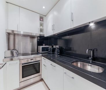 Studio to rent - Photo 6