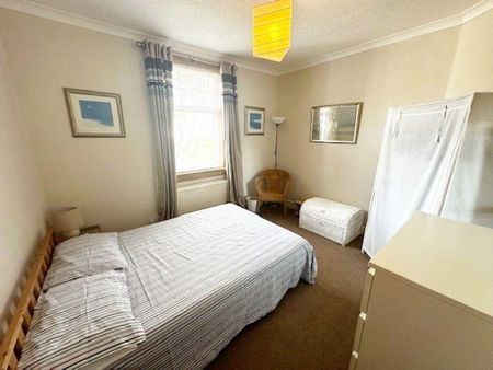 2 bedroom semi-detached house to rent - Photo 5