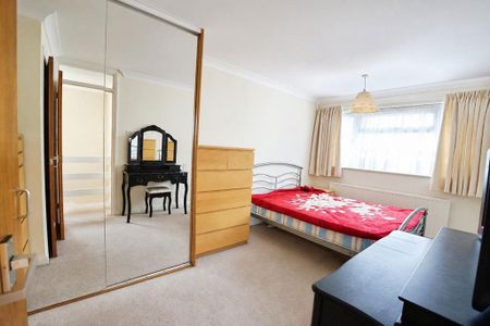 3 bedroom house to rent - Photo 3