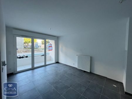 Location Appartement 2 pièces 40m² CARPENTRAS 84200 - Photo 2