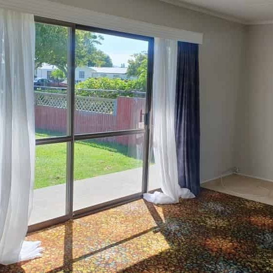 TE AWAMUTU - 2 BEDROOMS - Photo 1
