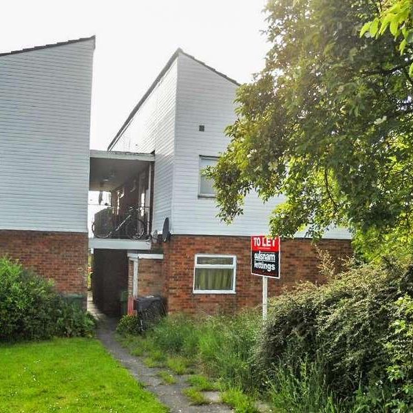 Pennine Road, Bromsgrove, Worcestershire, B61 - Photo 1