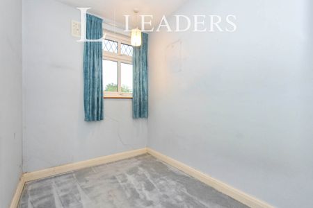 3 bedroom house to rent Langley Way, BR4 - Photo 4