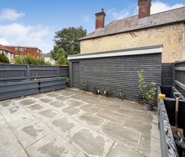 7 bedroom Detached house to rent - Photo 1