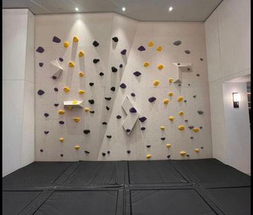 For Lease - 1100 Sheppard Avenue West Avenue Unit# 637, Toronto, On... - Photo 2