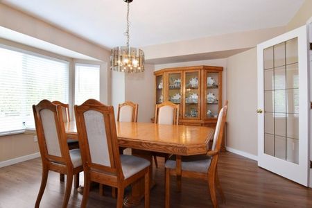 $2450 / 4 BED – 2000FT2 - Photo 5