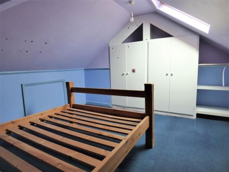 3 bedroom semi-detached house to rent - Photo 2