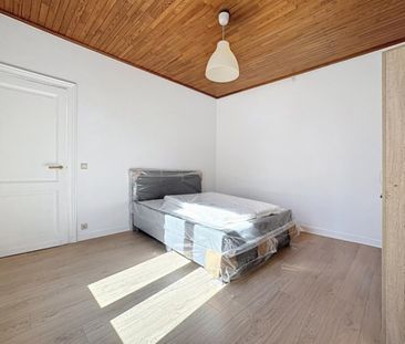 Appartement te huur in Elsene - Photo 4