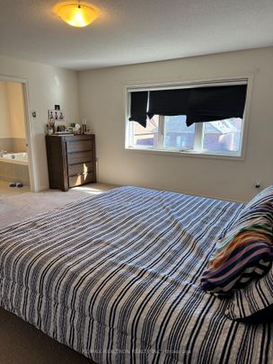 For Lease - 257 Sharon Creek Drive, East Gwillimbury, Ontario - Photo 1