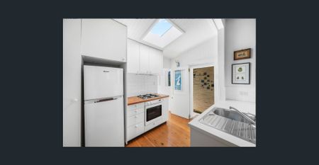 A Paddington Classic With North-Facing Courtyard - Photo 4