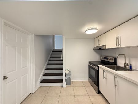 For Lease - 3 Alamosa Drive Unit# Basement, Toronto, Ontario - Photo 4