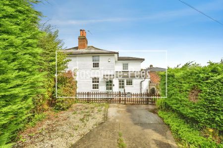 3 bedroom semi-detached house to rent - Photo 3