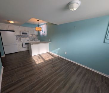 For Lease - 70 Freeland Avenue, Clarington, Ontario - Photo 4