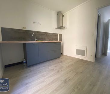 Location Appartement 2 pièces 47m² ST BENOIT 86280 - Photo 2