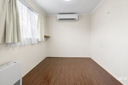 Cozy and Affordable Living in Lalor - Photo 3