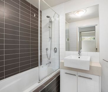 Walk Into Warrigal I Chadstone at your door step ***Application Pending*** - Photo 4