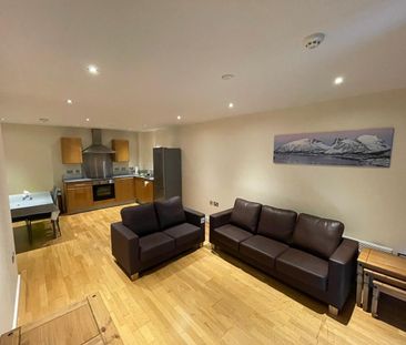 2 Bed Flat, The Reach, L3 - Photo 2