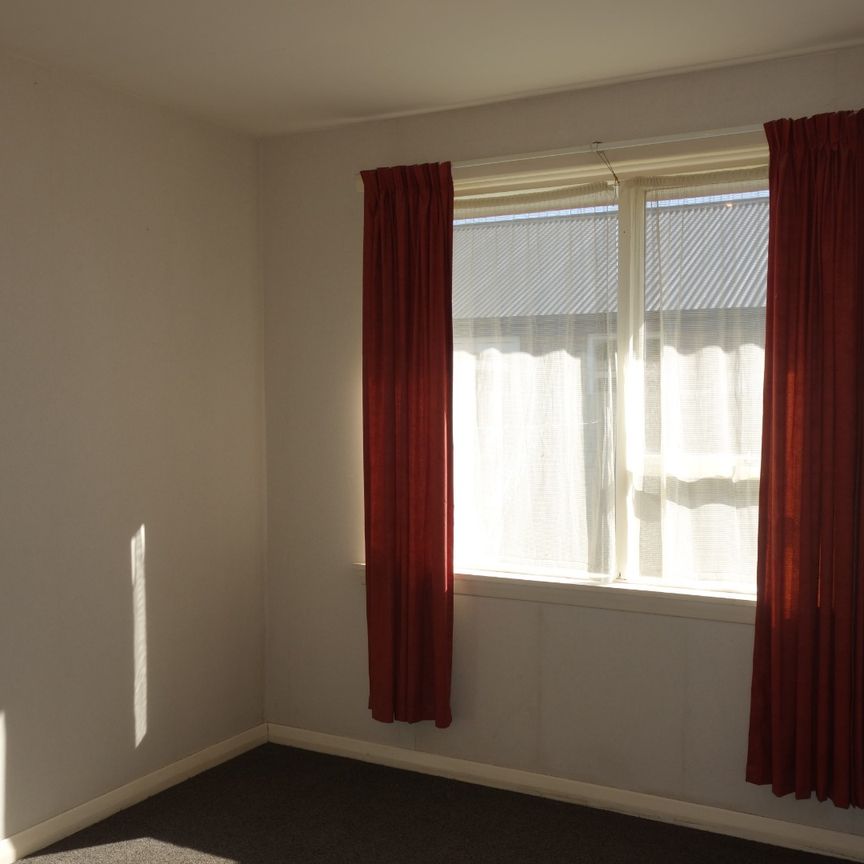 1-Bedroom Flat with Carport - Photo 1