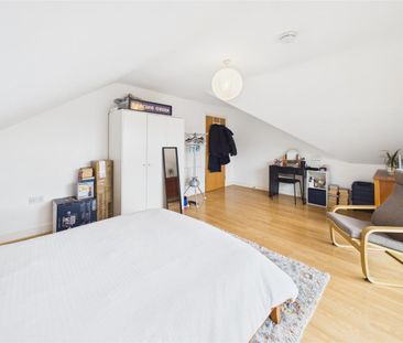 2 bedroom House to rent - Photo 3