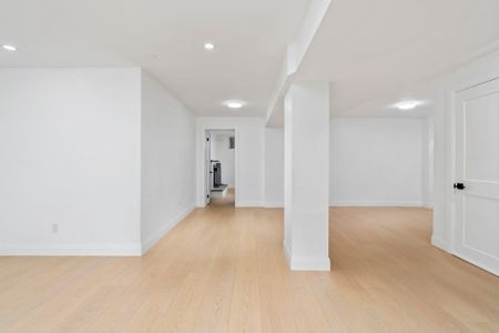 For Lease - 5 PARAGON Road, Toronto, Ontario - Photo 5