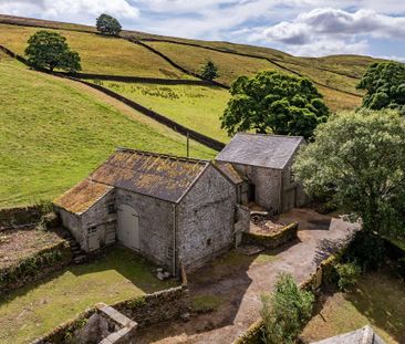 3 bed farmhouse with farm buildings at Storiths, Skipton - Photo 5