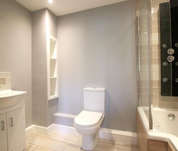 2 bedroom detached house to rent - Photo 5