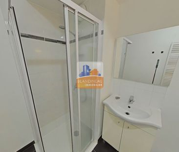 Location Appartement 3 pièces 59m² - Photo 5