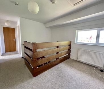 4 bedroom detached house to rent - Photo 6