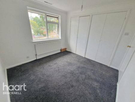 4 bedroom detached house to rent - Photo 5