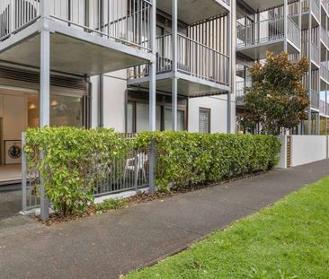 GROUND FLOOR ONE BEDROOM APARTMENT - Photo 4