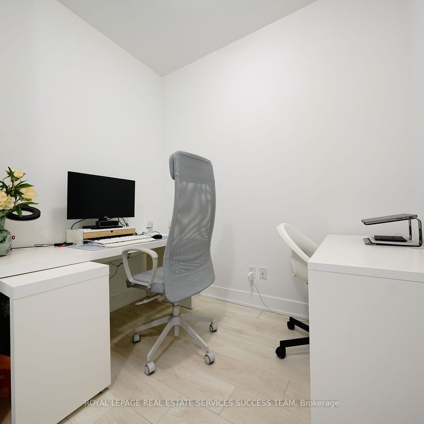 For Lease - 2481 Taunton Road Unit# 1301, Oakville, Ontario - Photo 1