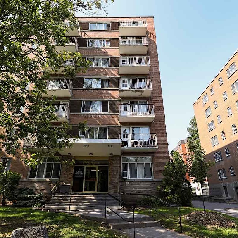 2400, 2420, 2444, 2460, 2480, 2500 Rue Benny-Crescent, Montréal, QC - Photo 1