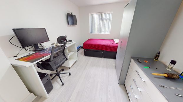 Studio 1, 176 Bournbrook Road Birmingham - Photo 1