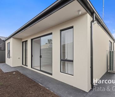 Architecturally Inspired Living with Unrivalled Appeal - Photo 6