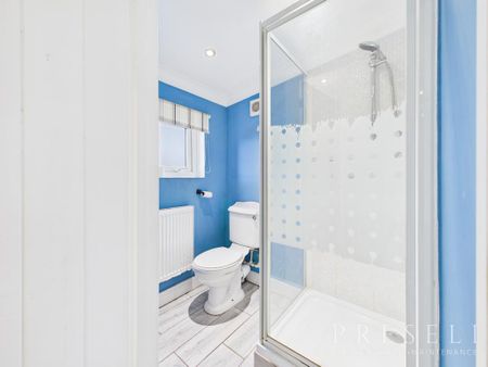 3 bedroom semi-detached house to rent - Photo 4