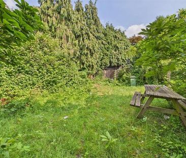 Ashley Road, Walton-on-thames, KT12 - Photo 4