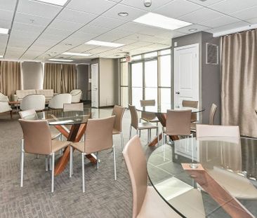 For Lease - 5020 Corporate Drive Unit# 317, Burlington, Ontario - Photo 2