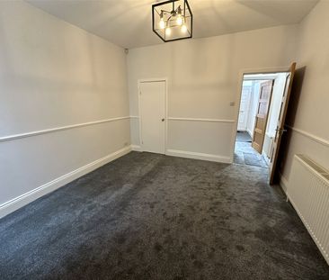 2 bedroom House To Rent - Photo 2