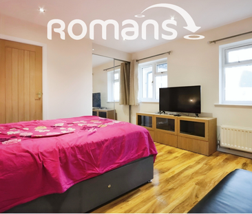 4 bedroom semi-detached house to rent - Photo 3