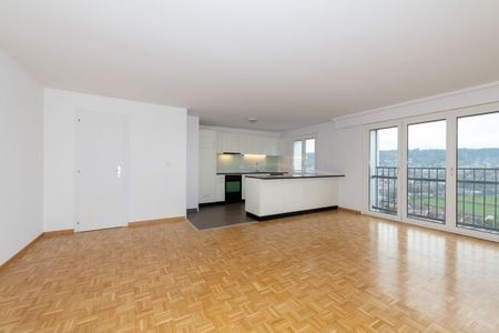 Apartment - Photo 2