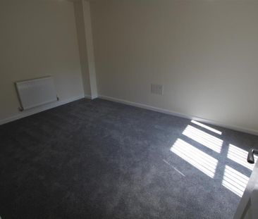 4 bedroom house to rent - Photo 2